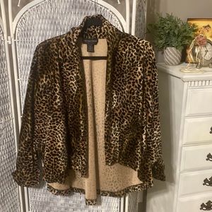 Connected Size Small Leopard Print Jacket Carigan
